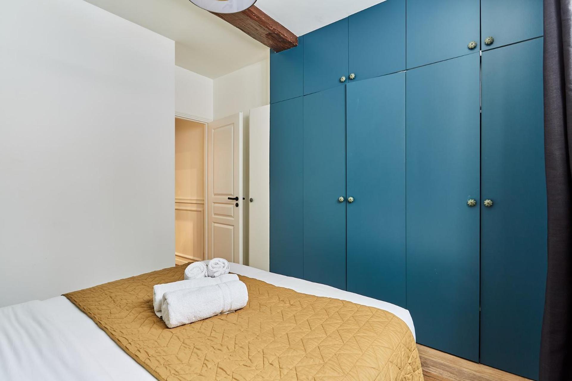 Duplex In The Center Of * Paris